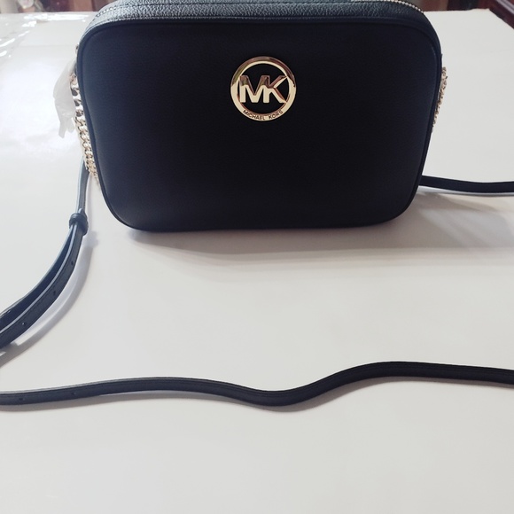 MICHAEL Michael Kors Handbags - NWT Michael Kors LG EW Fulton Leather Crossbody